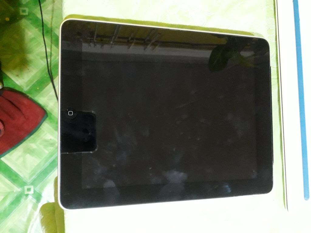 Apple i pod tablet for sale (Category: Laptops & Notebooks) located in Manila. Submitted by rionava (Listing ID 1087128187, Image 3). Description: For sale apple i pod tablet with box with out camera as is good for personal use 32 gb for details just contact the seller at 09055382305.