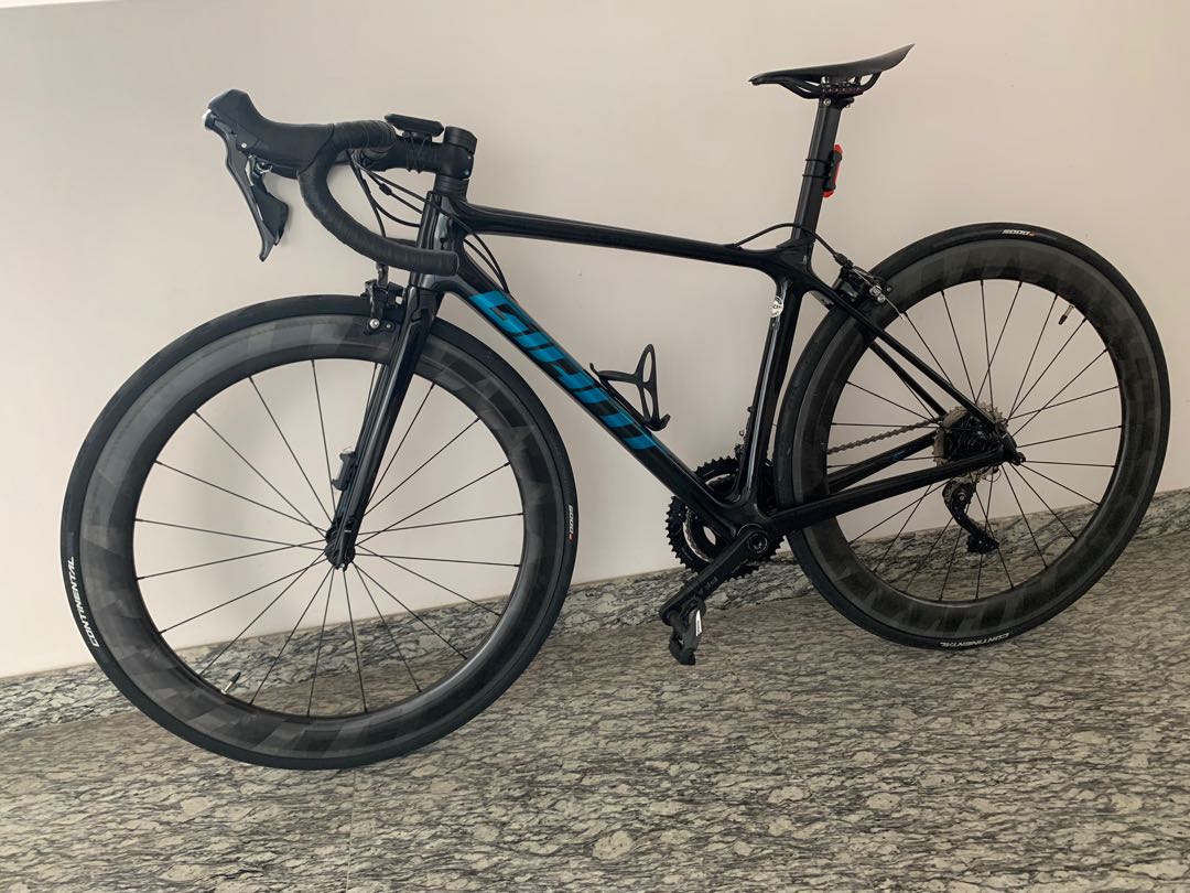Assorted Carbon Road Bike Carbon Wheels Giant TCR advanced 2 Sports Equipment Bicycles Parts Bicycles on Carousell
