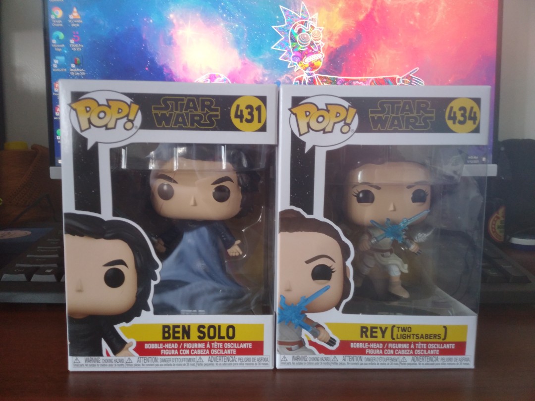 Rey (two lightsabers) Funko Pop 