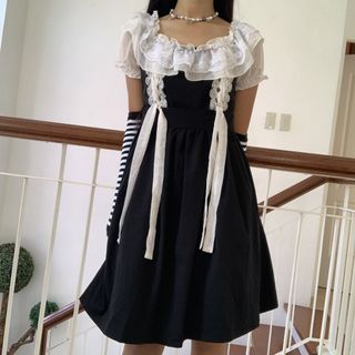 (Category: ) located in . Submitted by ayaaaaa_ (Listing ID 1087117136, Image 1). Description: .