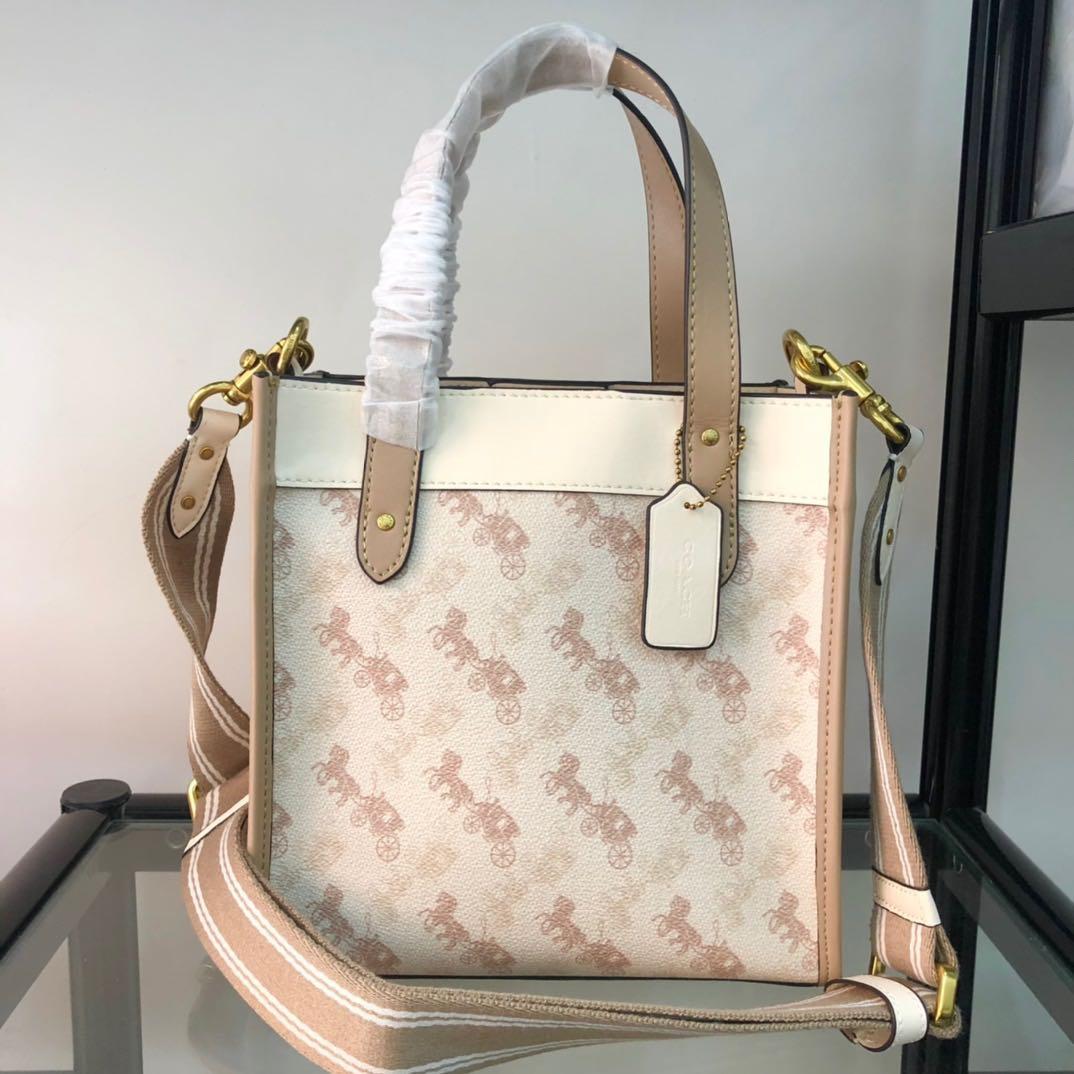 Coach field tote horse and carriage cheap
