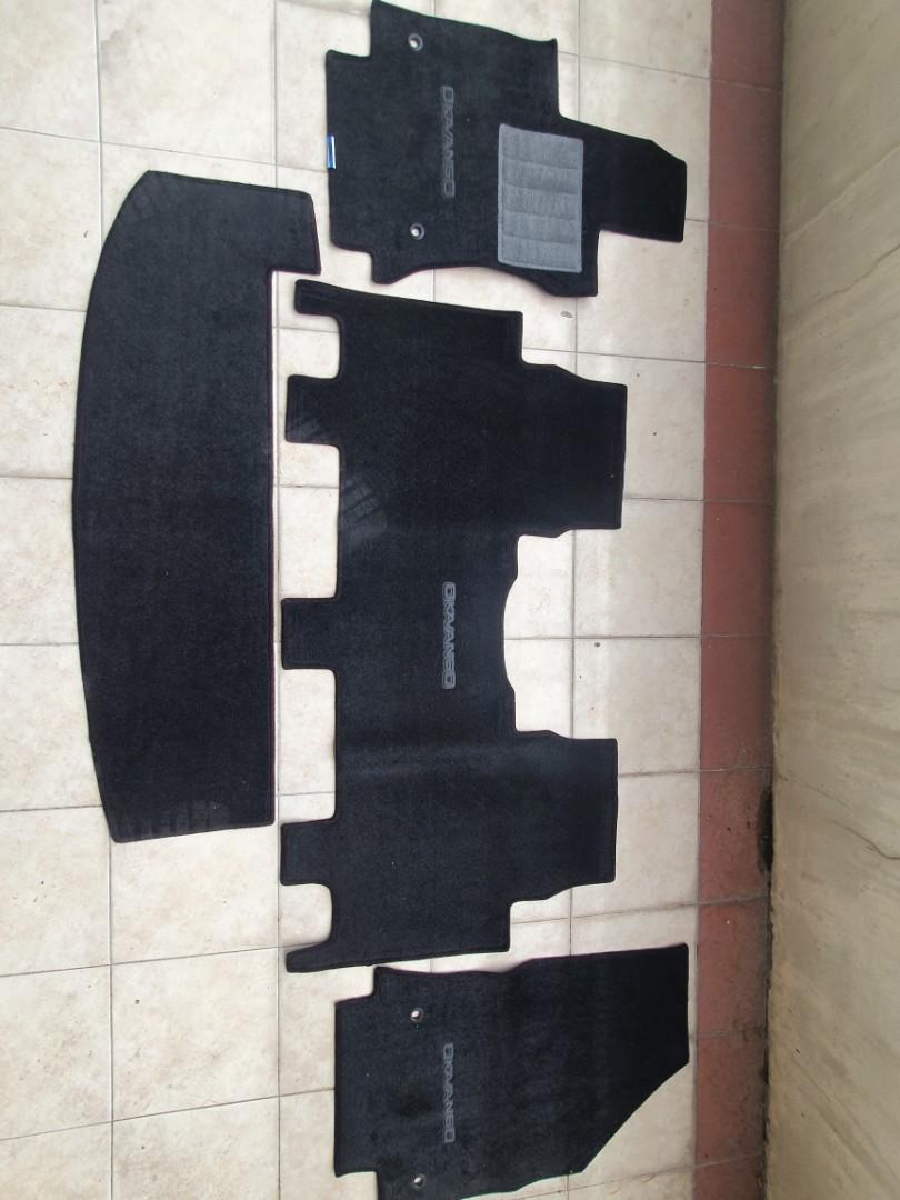 Geely Okavango Matting (Category: Other Automotive Parts and Accessories) located in Makati City. Submitted by lawrence.sia (Listing ID 1087135073, Image 1). Description: Original Geely Okavango 5-pc automotive mat (driver, passenger, 2nd row, 3rd row, cargo). Original from casa. Perfect fit with hook mounts for driver and passenger side. Fairly new, used only for 2 weeks before it was replaced. Payment via gcash or bpi online. Shipping via grabe