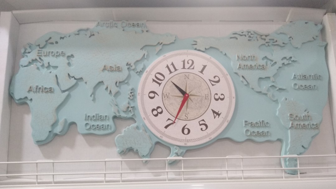 Jam Dinding peta dunia, Perabotan Rumah di Carousell