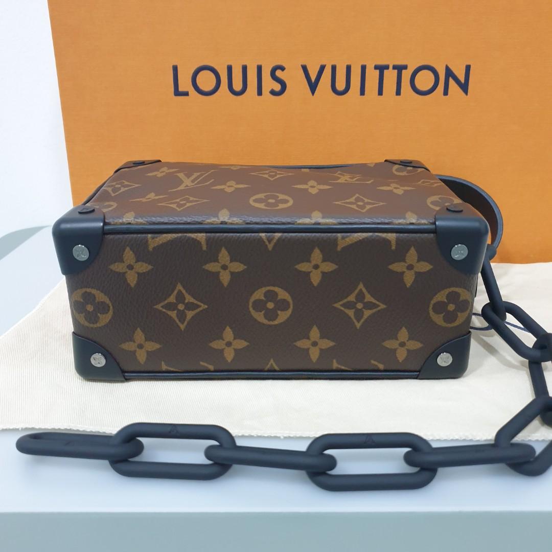 Louis Vuitton on X: A trunk for everyday. The Mini Soft Trunk is one of # LouisVuitton's New Classic bags as imagined by #VirgilAbloh. See the full  range of timeless yet modern pieces