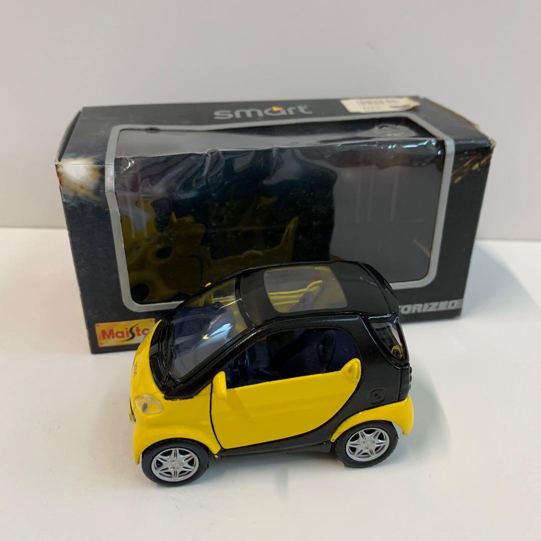 Maisto smart sales car