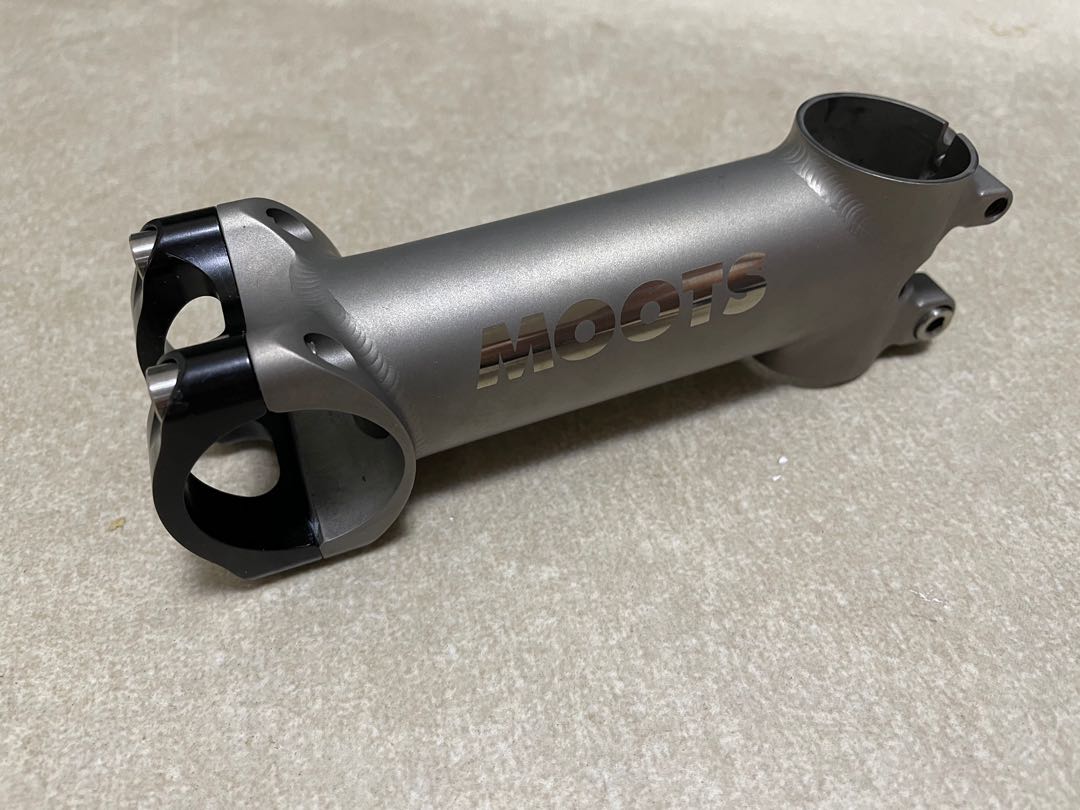 Moots stem outlet