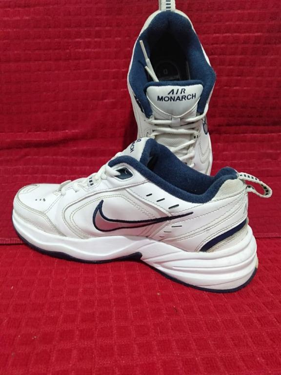 Air monarch women's shoes hot sale