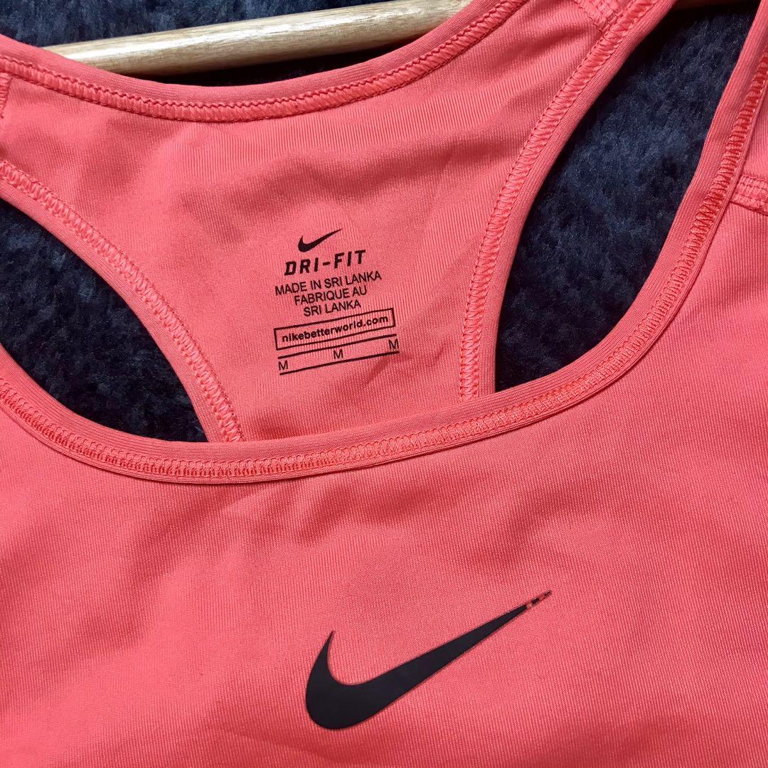 Nike Sports Bra - Medium (non padded) (Category: Activewear) located in Pasig City. Submitted by ratioo (Listing ID 1087130815, Image 1). Description: .