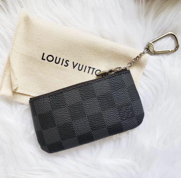 Replica Louis Vuitton Pochette Cle Damier Graphite N60155  Louis vuitton  pochette, Louis vuitton, Zip around wallet