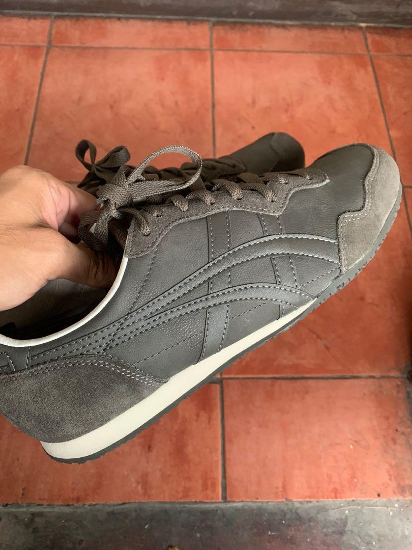 Serrano dark sepia 2025
