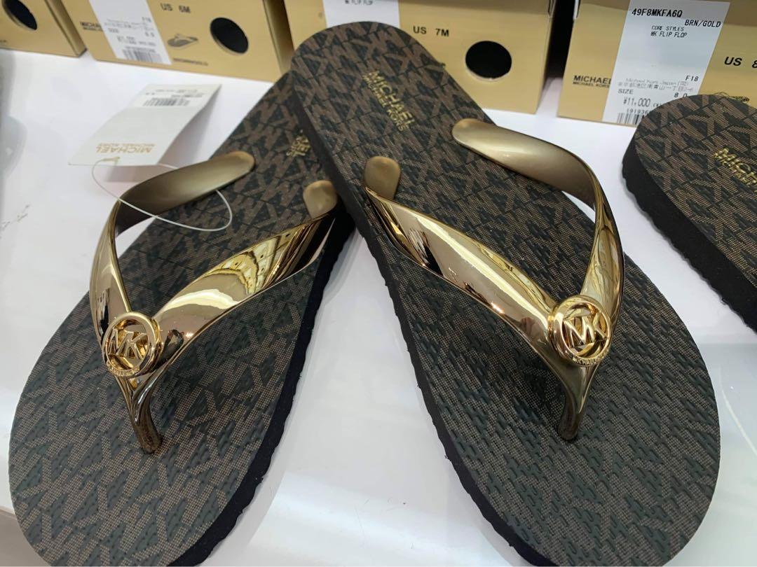 Original Michael Kors Slippers, Women's Fashion, Footwear, Slippers and  slides on Carousell