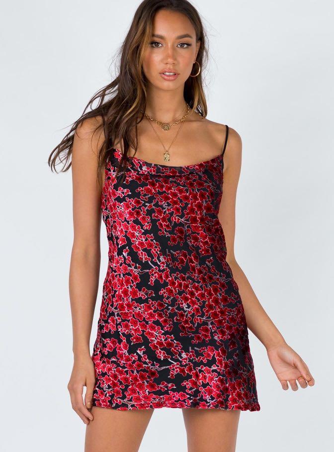 Princess Polly Sakura Mini Dress, Women's Fashion, Dresses & Sets