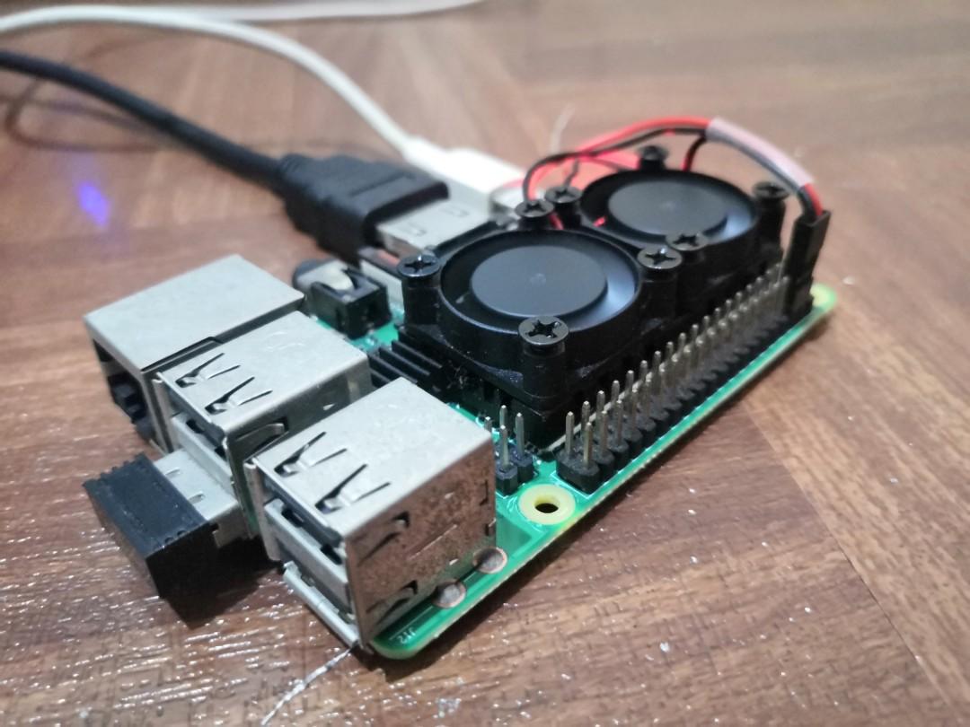 Raspberry Pi w/ flat Screen Monitor, Computers & Tech, Parts ...