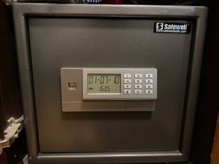 （分類：）位於 。 由 happytrader1114 提交（商品編號 1087218039，圖片 1）。簡介： 。