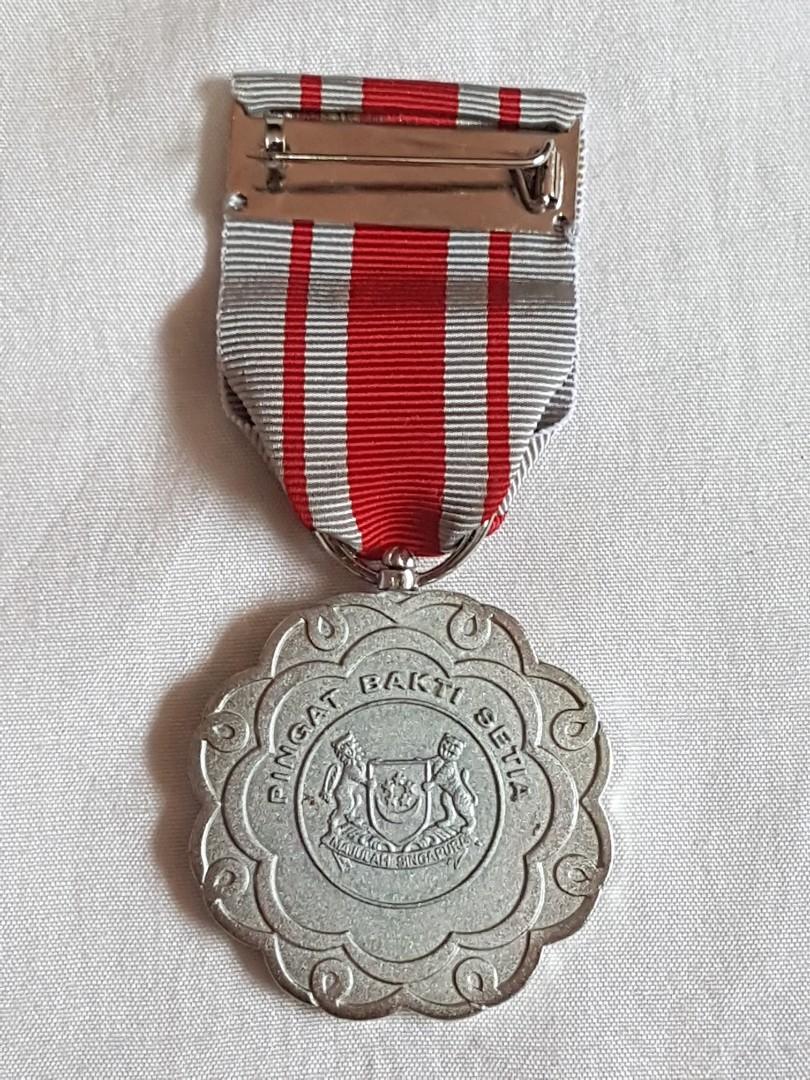 Pingat Bakti Setia Medal & Collar Pin, Hobbies & Toys, Memorabilia