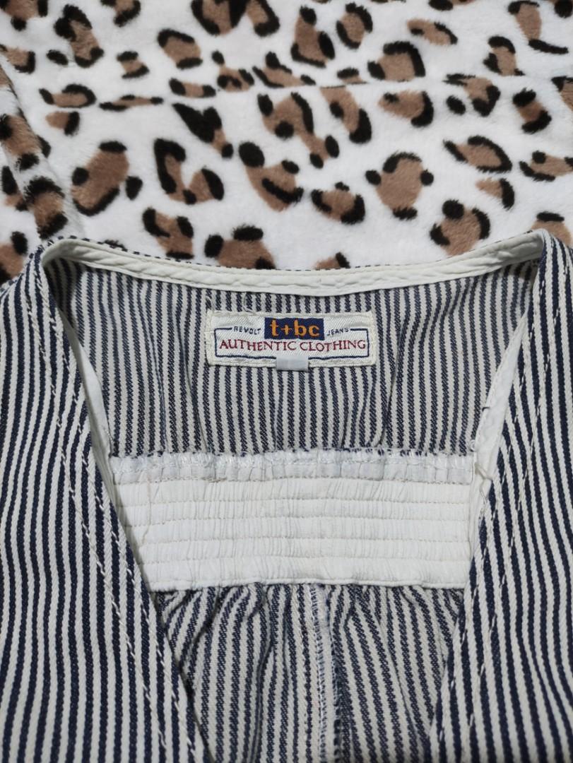 T+BC striped denim vest (Category: Coats, Jackets and Outerwear) located in San Fernando. Submitted by cheriperry (Listing ID 1087199318, Image 3). Description: ❗PLEASE PLEASE PLEASE READ EVERYTHING FIRST BEFORE CHATTING / MAKING OFFER❗ 🌼 bust: 30", length: 17" (S-L) 🌼 10/10 condition 🌼 pre-loved, no flaws 🌼 LP @ 250 ⚠️ for SURE BUYERS only ⚠️ NO CANCELLATION of accepted offers ⚠️ no return, no exchange ⚠️ no rush shippings/meetups ⚠️ payment