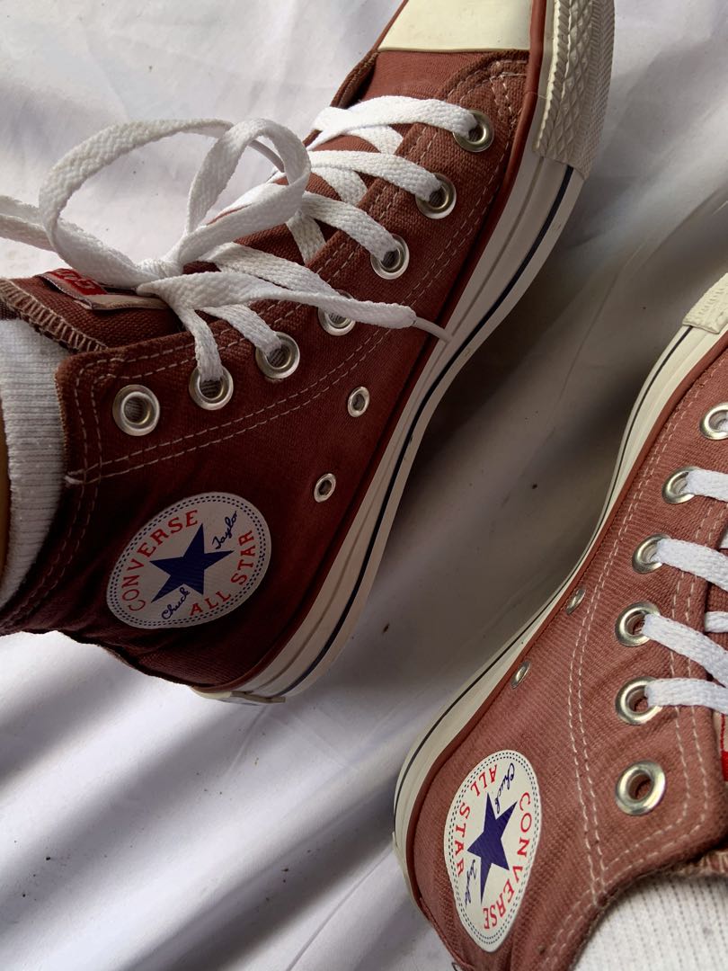 Converse y2k top