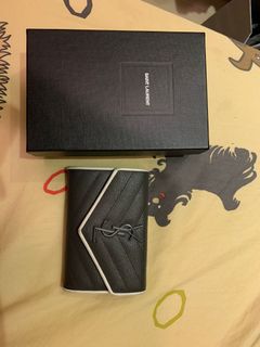 （分類：）位於 。 由 weeeeeeeeeeechat 提交（商品編號 1087228515，圖片 1）。簡介： 。