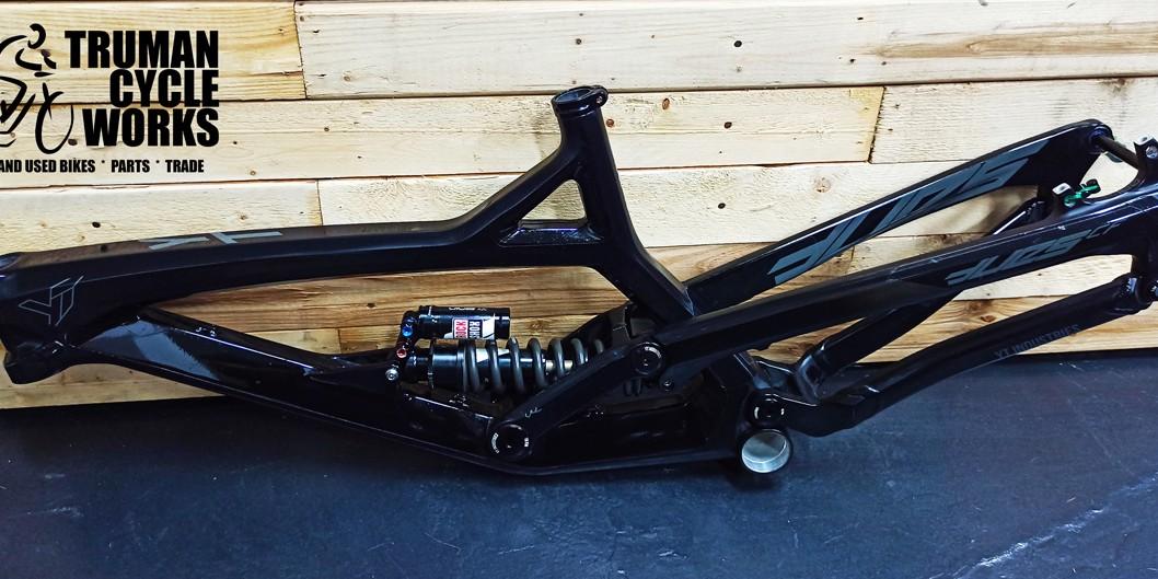 Yt tues frameset store