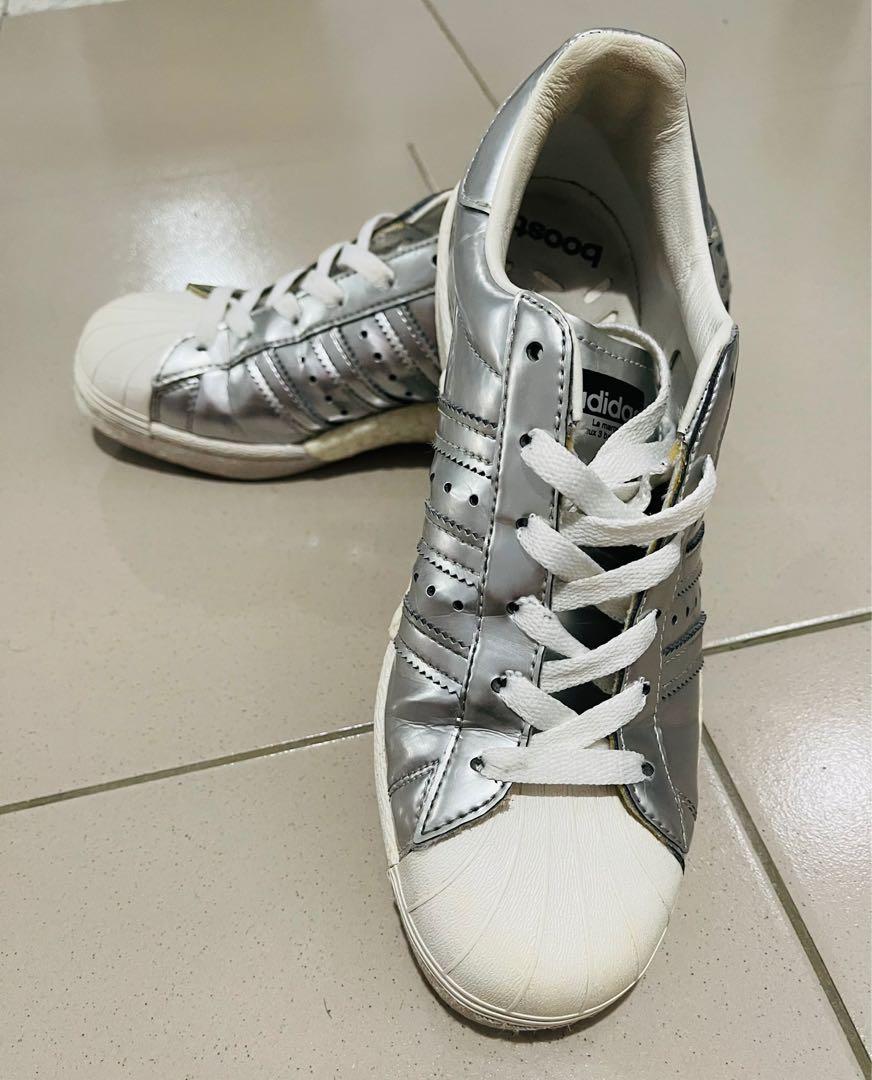 藝人二手代售 實拍正品adidas Superstar 三葉草韓國限定銀標經典限量原價5000 Uk4 5 Jp23 她的時尚 鞋子在旋轉拍賣