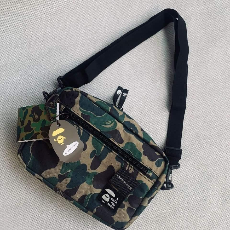 Bape A Bathing Ape pe 日本雜誌附錄雜誌袋 迷彩斜揹袋 不包雜誌 預購 Carousell