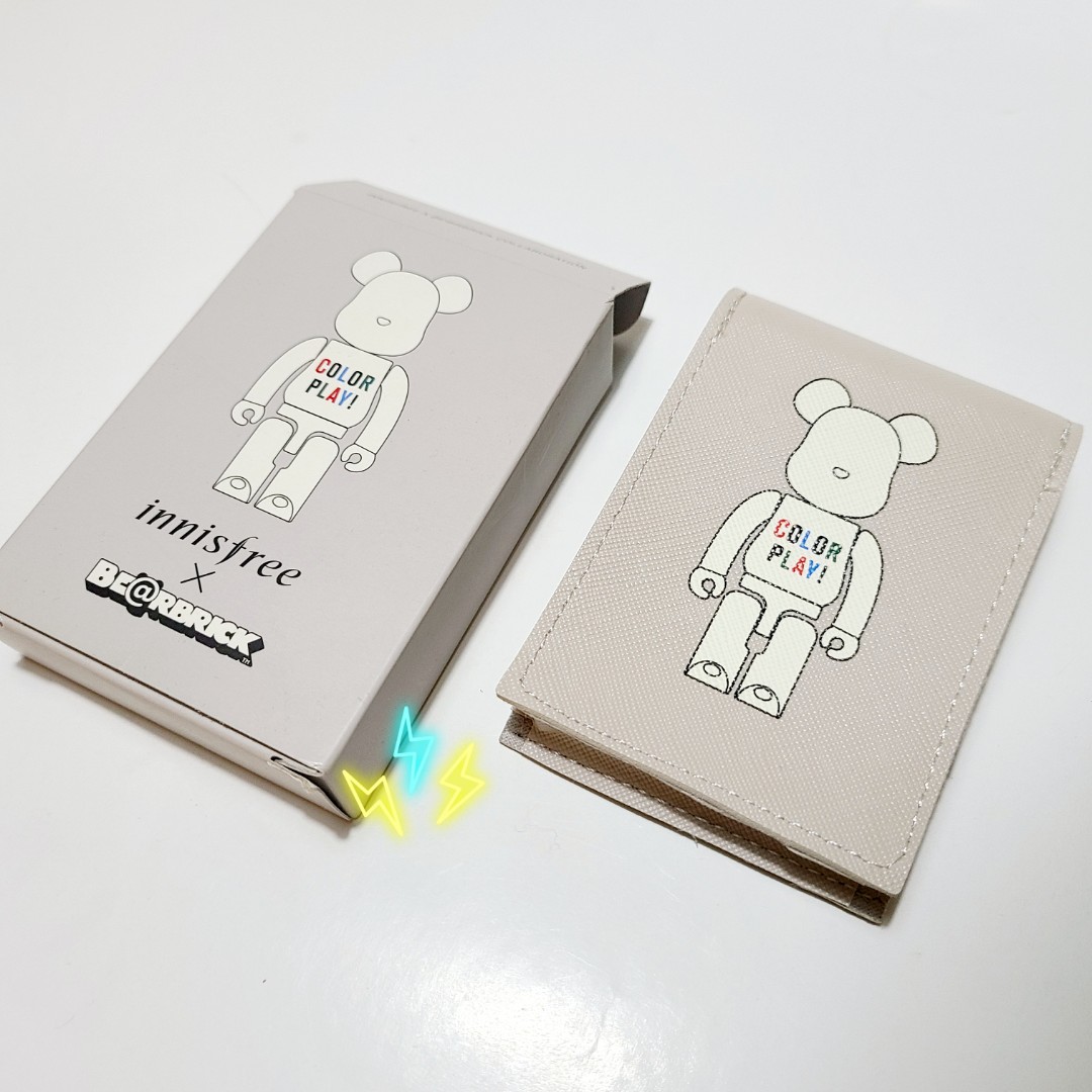 bearbrick_x_innisfree_card_hol 