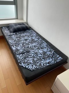 （分類：）位於 。 由 delilahk 提交（商品編號 1087408822，圖片 1）。簡介： 。