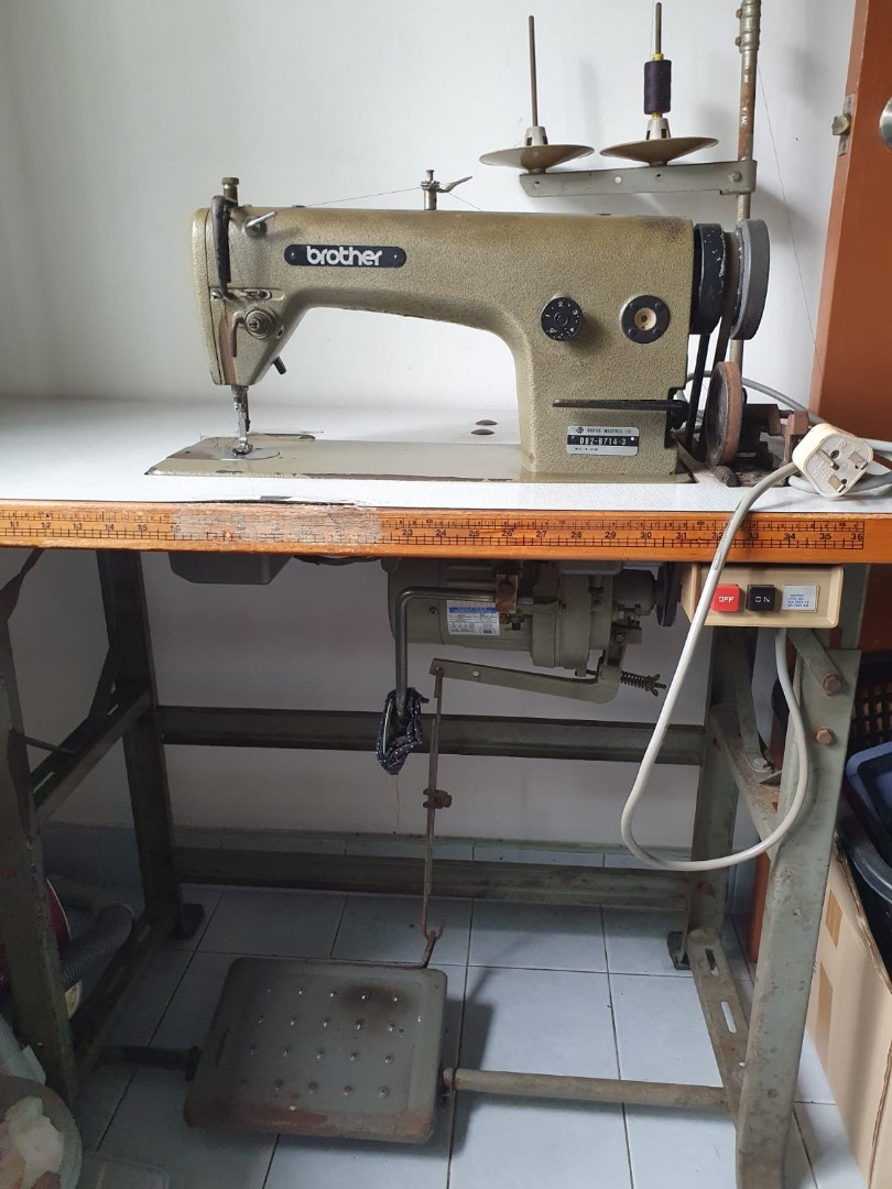 Brother Industrial Sewing Machine, Hobbies & Toys, Stationery & Craft