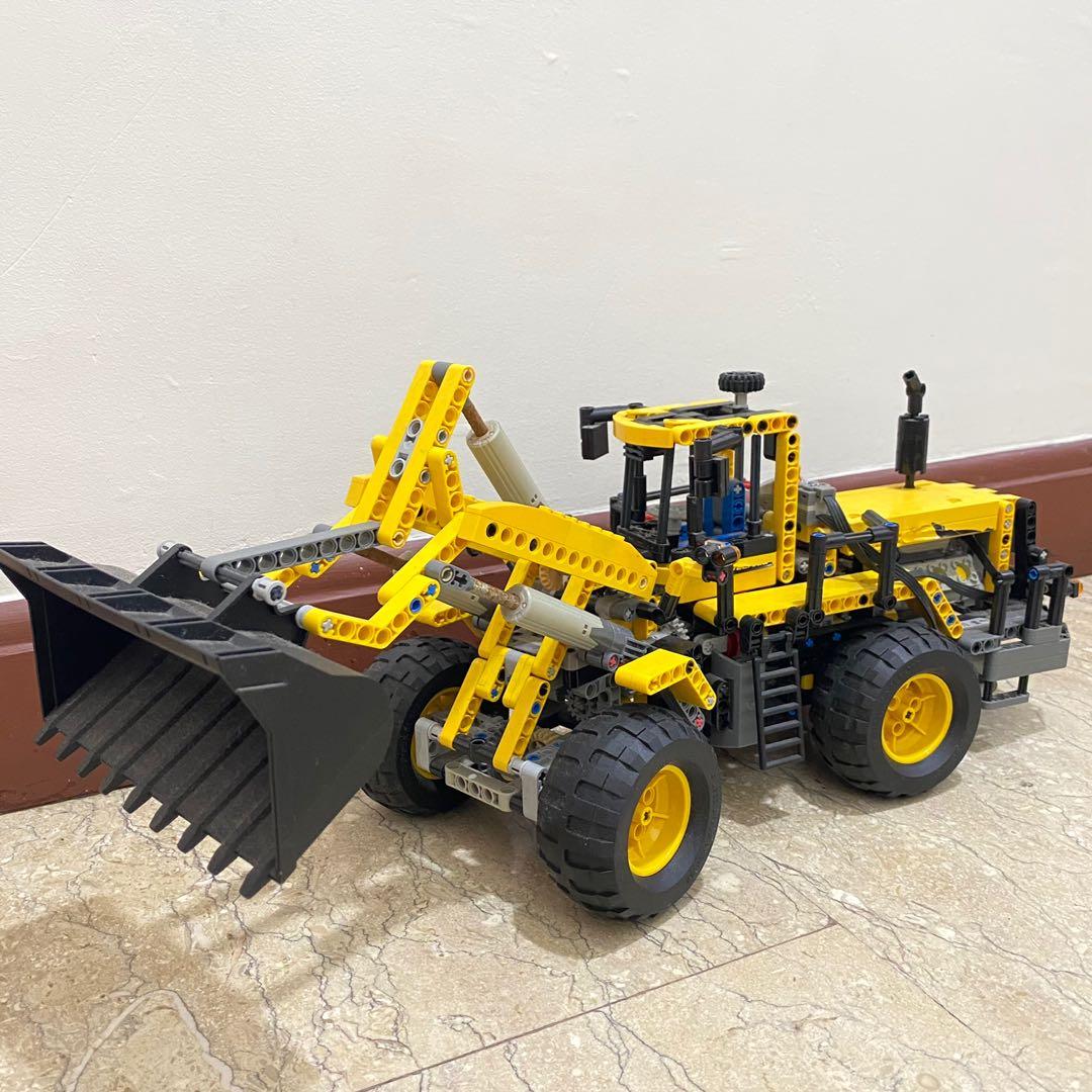 Lego technic volvo l350f wheel loader 42030 on sale
