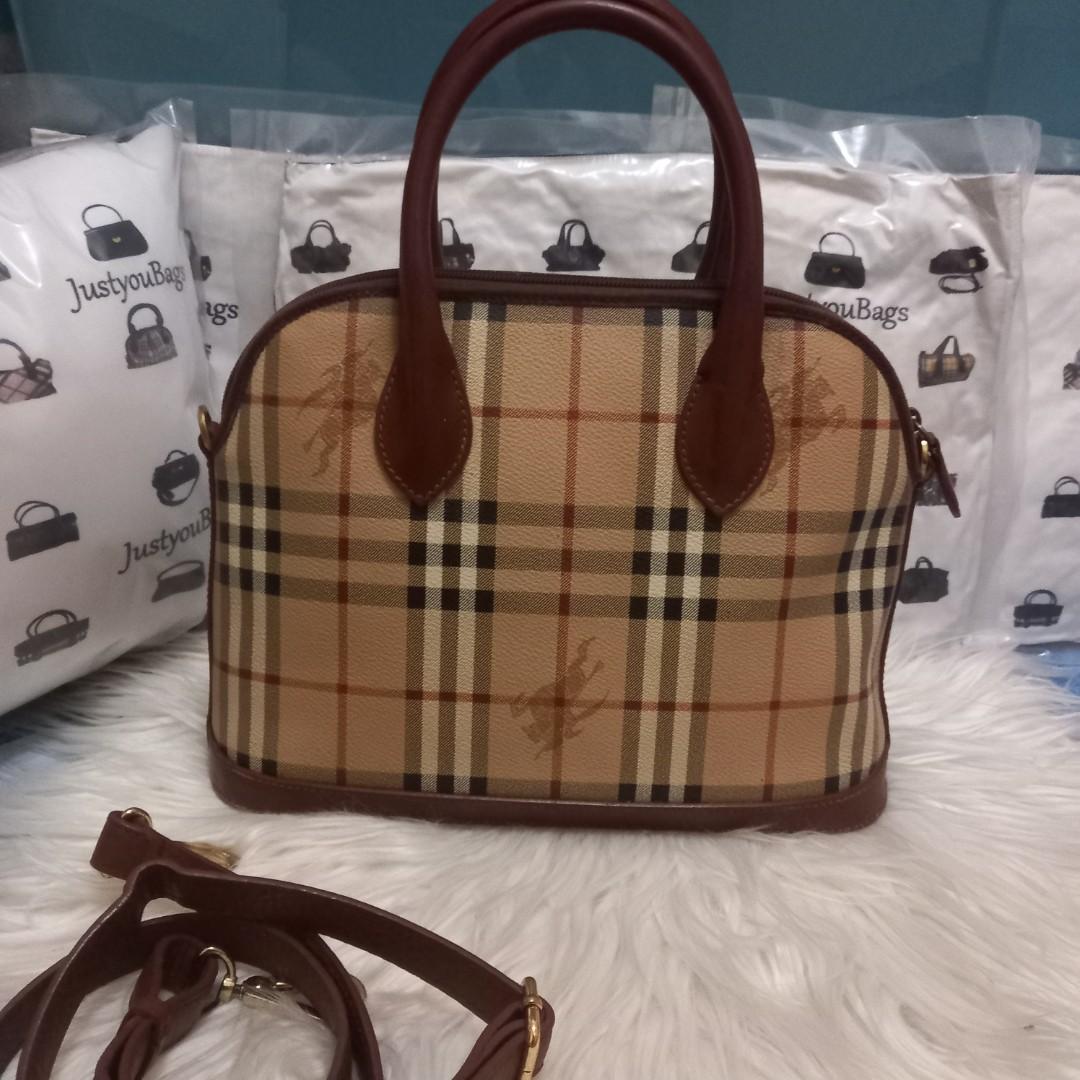 🙂🙂🙂Burberry Alma Bag, Luxury, Bags & Wallets on Carousell