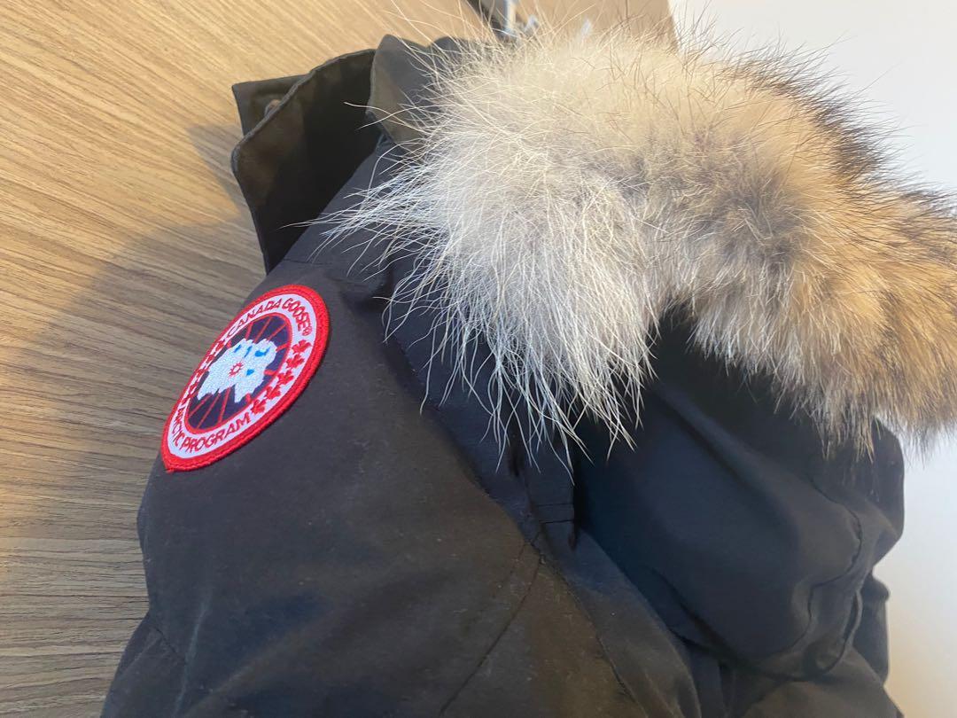 Canada goose vest taobao sales