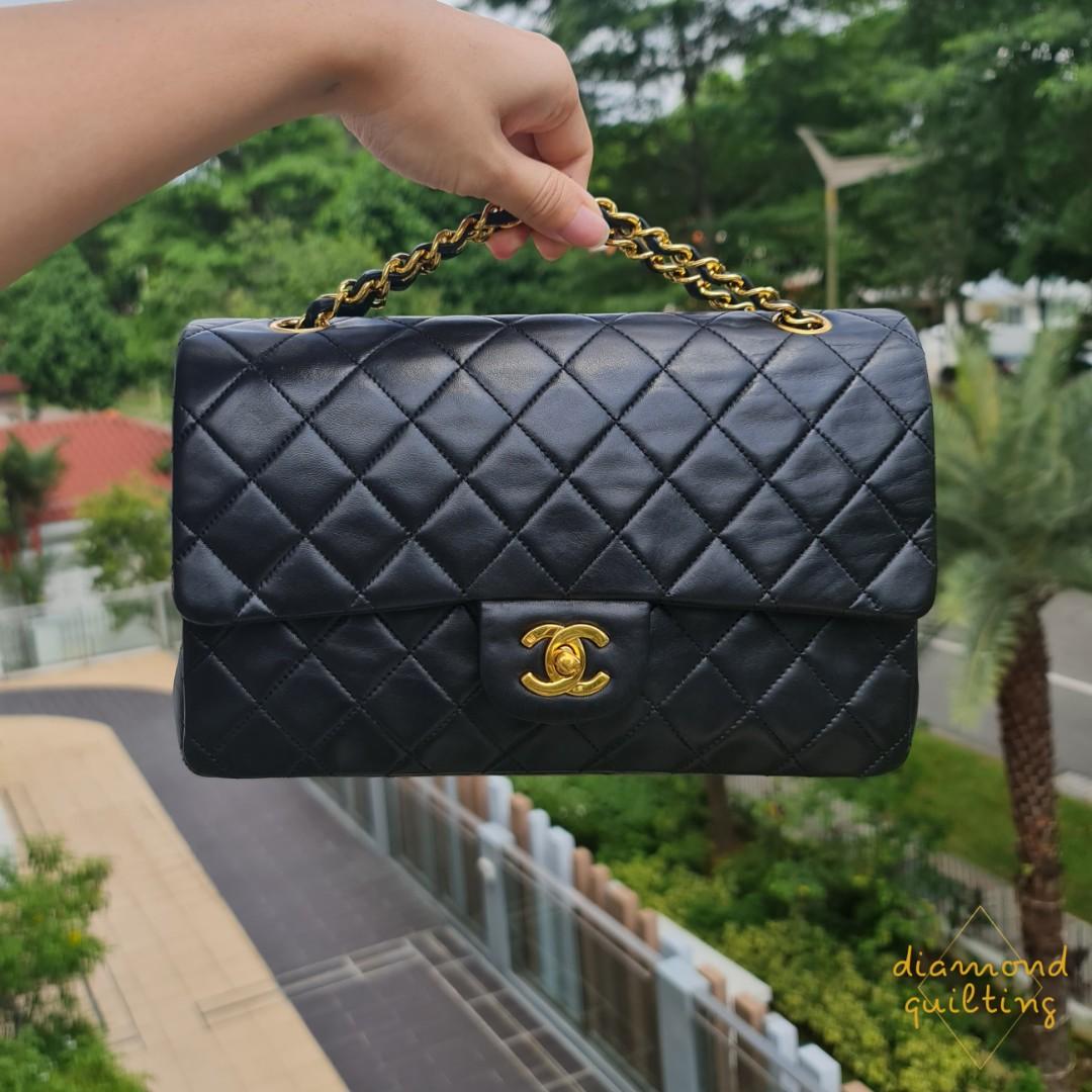 Chanel Small Classic Flap CF in Black Caviar GHW