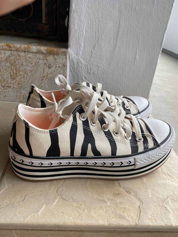 Converse Funky Zebra Print Platform Low tops