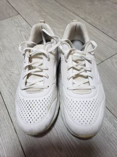 （分類：）位於 。 由 charklot 提交（商品編號 1087441147，圖片 1）。簡介： 。