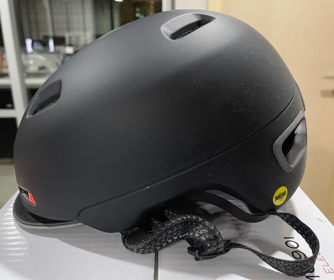 Giro sutton mips helmet top