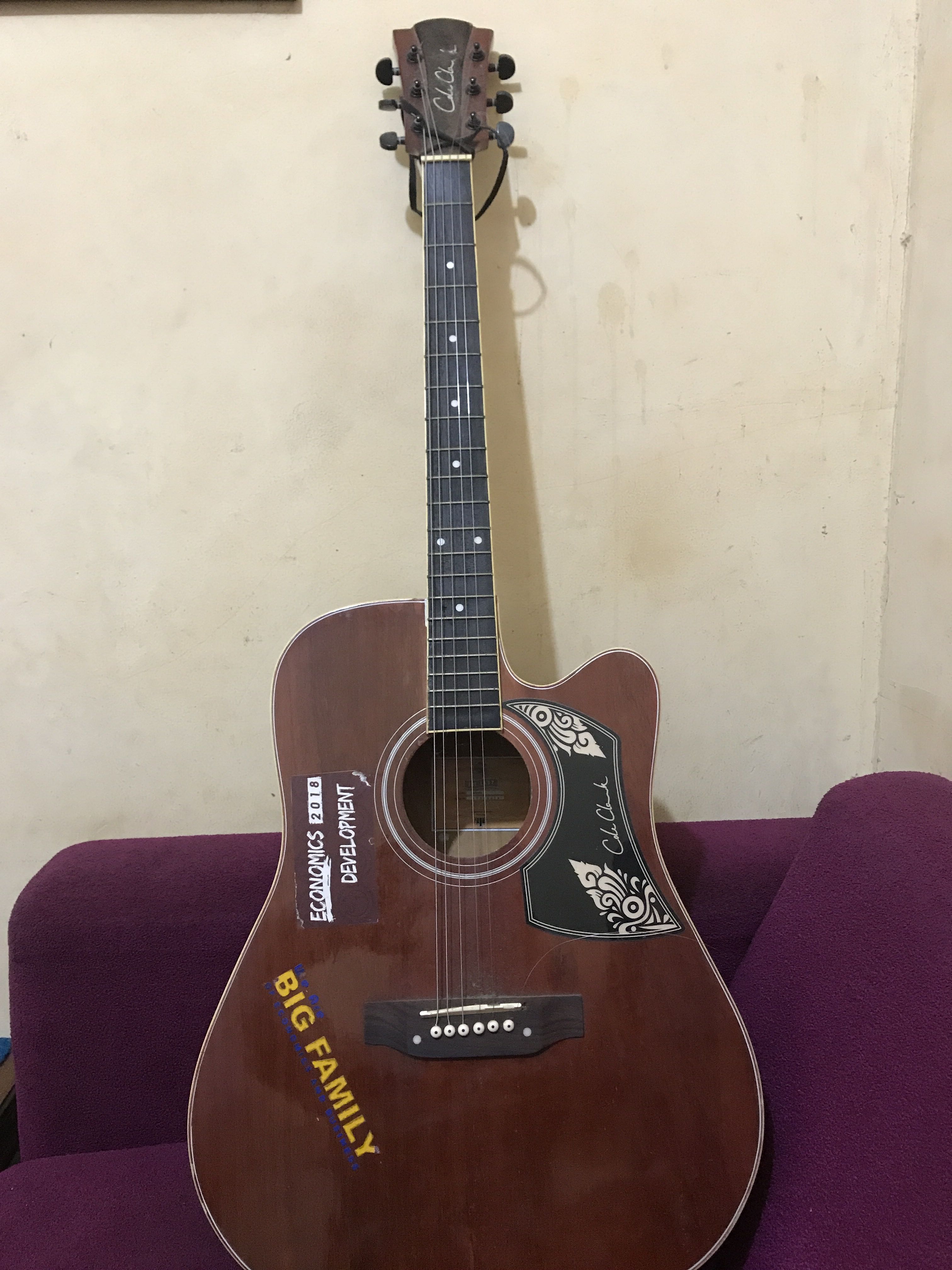 Gitar cole clark akustik cocok untuk pemula