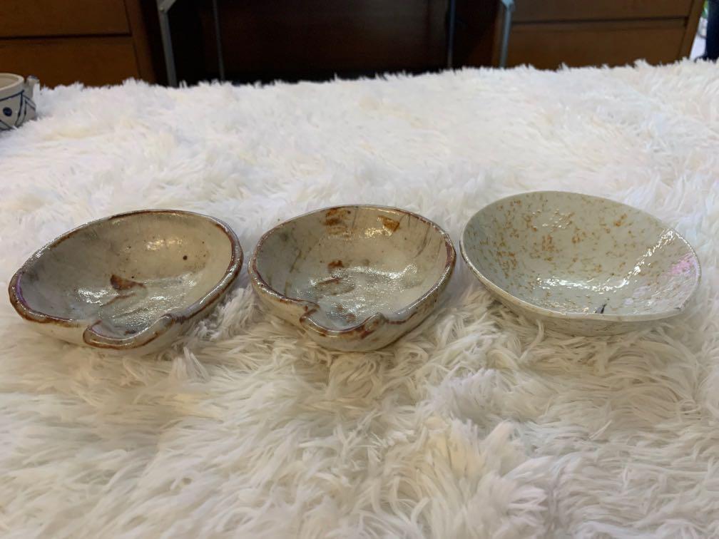 Japanese ceramic soy dish handle ( lot) (Category: Other Kitchenware & Tableware) located in Pasay City. Submitted by ayinong168 (Listing ID 1087350464, Image 2). Description: Item is in excellent condition pm for inquiries.