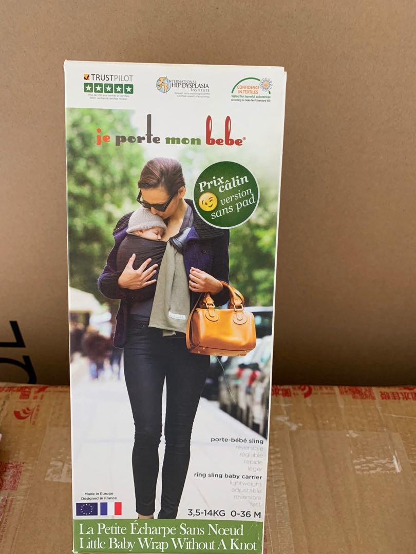 Je Porte Mon Bebe Babies Kids Infant Playtime On Carousell