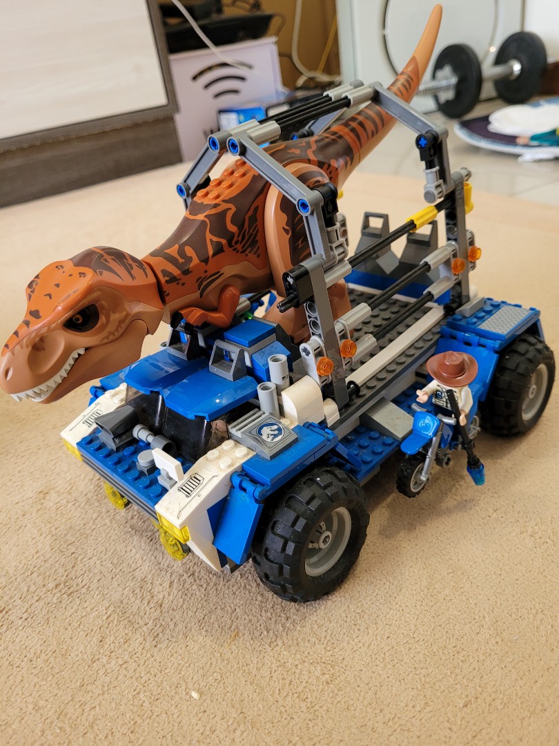 Lego Jurassic world 75918 trex tracker, Hobbies & Toys, Toys