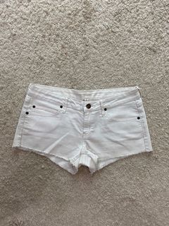 (Category: ) located in . Submitted by shookyee82 (Listing ID 1087341126, Image 1). Description: .