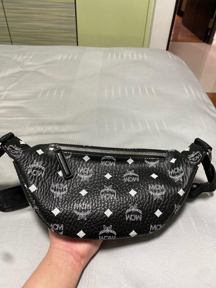 White mcm clearance fanny pack