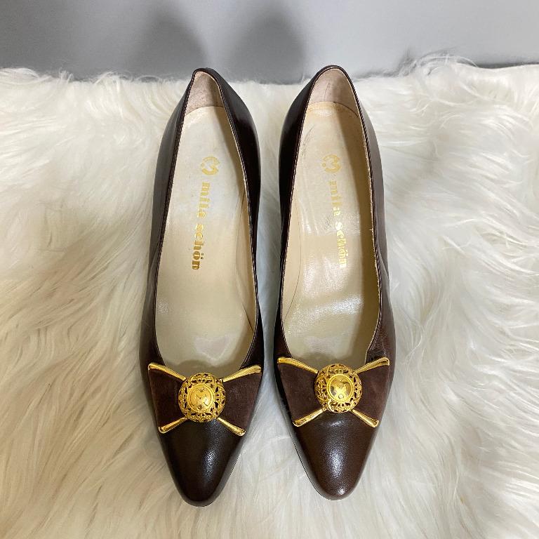 Mila sales leather pumps