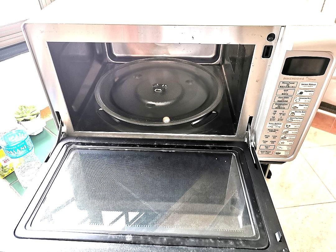 Panasonic Inverter Convection Microwave Oven (Model NN-C784MF), 28L Big ...