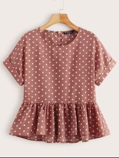 (Category: ) located in . Submitted by ilysa.closet (Listing ID 1087418899, Image 1). Description: .