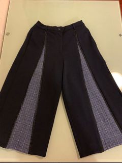 （分類：）位於 。 由 lorellemas 提交（商品編號 1087427036，圖片 1）。簡介： 。