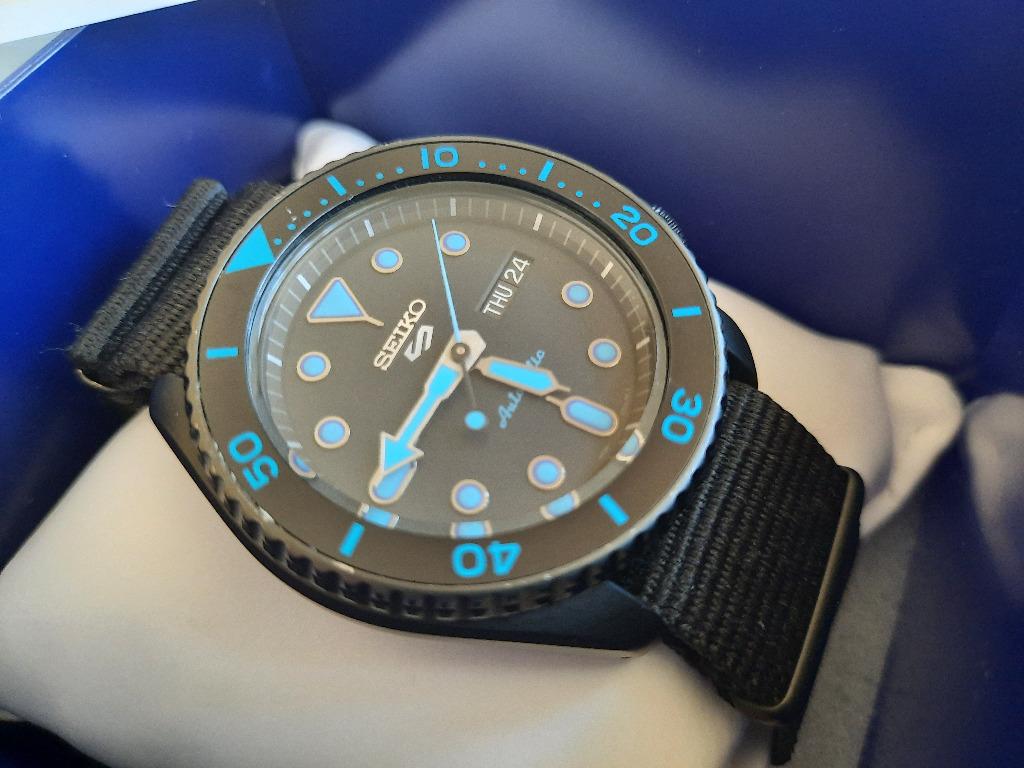 Seiko 5 Sport SRPD81 Men s Fashion Watches Accessories