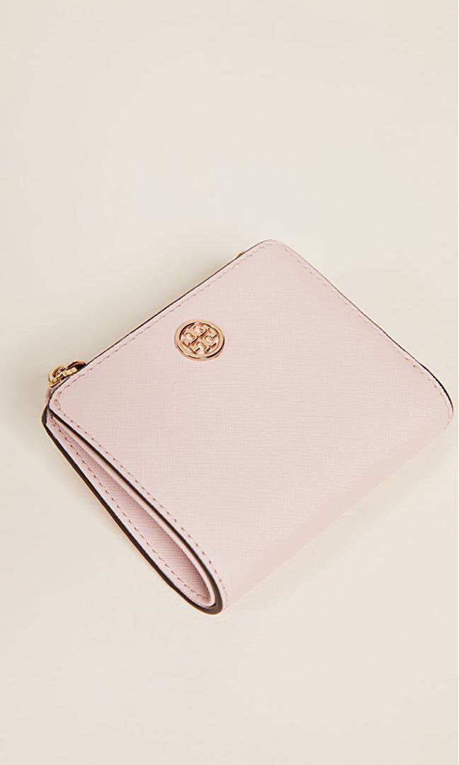 Tory Burch Robinson Mini Wallet (Shell Pink), Women's Fashion, Bags &  Wallets, Wallets & Card Holders on Carousell