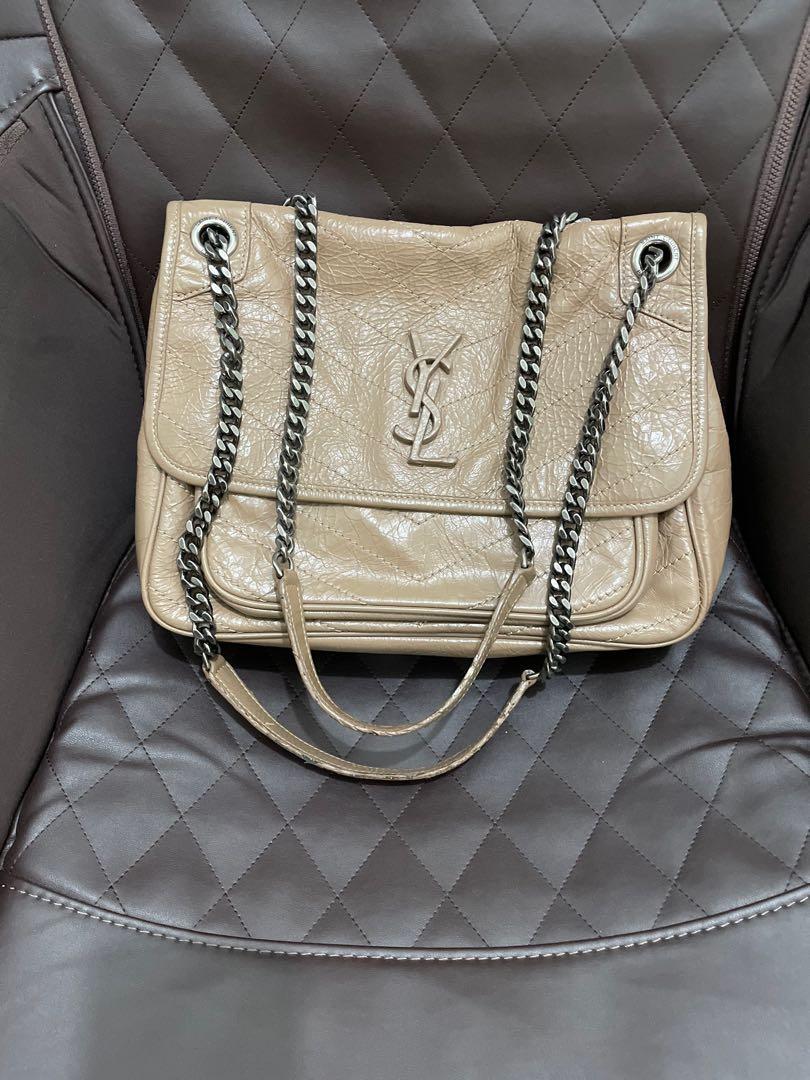 Ysl Niki medium (Category: Luxury Bags & Wallets) located in Caloocan City. Submitted by prelovedbymaria27 (Listing ID 1087376633, Image 1). Description: 💯 Authentic Good condition With dustbag.