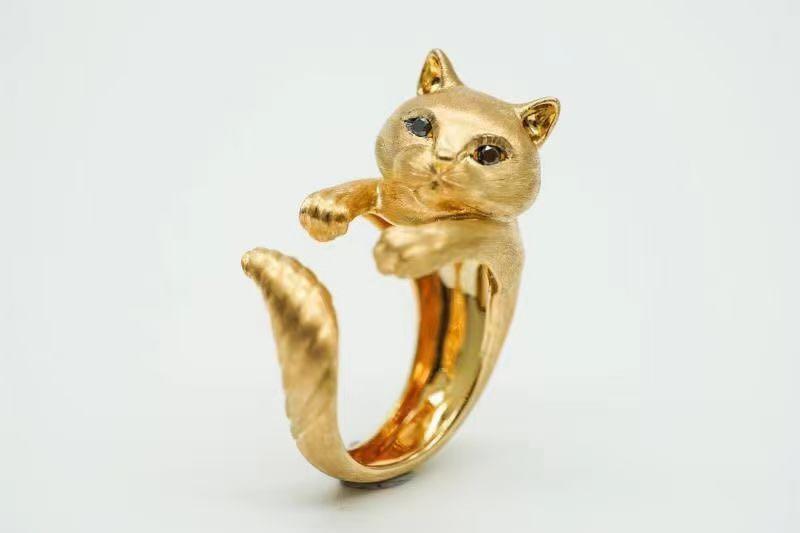 Gold cat hotsell ring