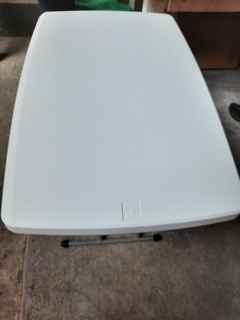 Adjustable Height Folding Table (Category: Tables & Sets) located in Quezon City. Submitted by mf143 (Listing ID 1087654640, Image 1). Description: Same day shipping Not wiggling, Guaranteed! Very Durable Minimalist type, Easy to clean Location: Project 7, QC.